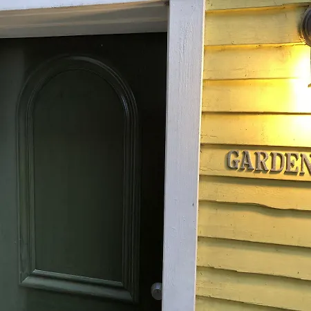 Barclay House Bed And Breakfast-2
